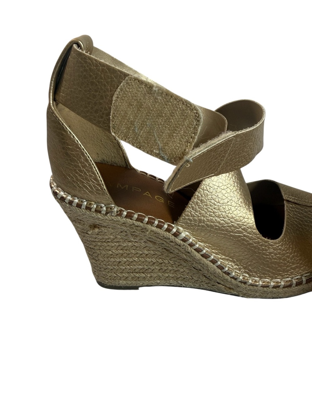 Rampage Wedge Espadrille Sandals in Metallic Gold
Size 9.5 - Picture 4 of 11